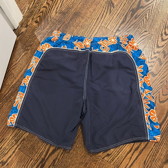 Men’s Size XL OP Sport Swim Trunks - Picture 2 of 3